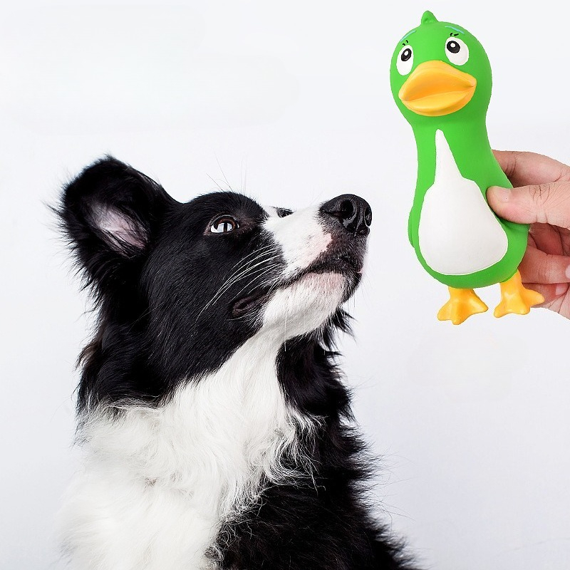 Squeaky Latex Chicken Duck Goo - Interactive Squeaky Plush Dog Toy recension och pris